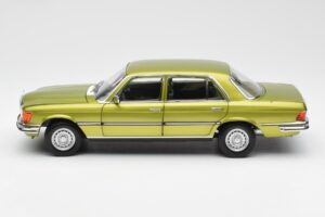 Mercedes 450 SEL W116 Citrus Grøn Forhandlerudgave Norev 1:18 B66040683 Metal — billede 4 af 8