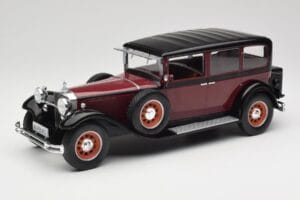 Mercedes 460 Nurburg W08 Sort MCG 1:18 MCG18364 Metal