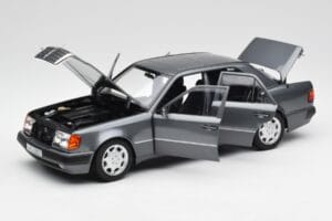 Mercedes 500 E W124 Pearl Grå Norev 1:18 183946 Metal — billede 2 af 8