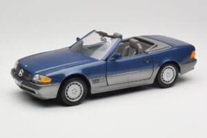 Mercedes SL 500 R129 Nautic Blue Metallic Revell 1:18 8081 Metal