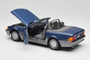 Mercedes SL 500 R129 Nautic Blue Metallic Revell 1:18 8081 Metal — billede 5 af 8