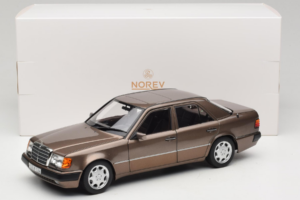Mercedes 500E W124 Impala Metallic Norev 1:18 183954 Metal — billede 8 af 8