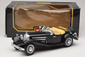 Mercedes 500K Roadster Sort Bburago 1:18 3020-P2 Metal — billede 8 af 8