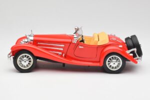 Mercedes 500K Roadster Rød Bburago 1:18 3020 Metal — billede 4 af 8
