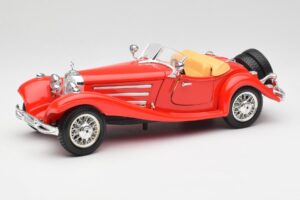 Mercedes 500K Roadster Rød Bburago 1:18 3020 Metal