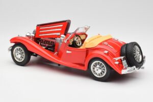 Mercedes 500K Roadster Rød Bburago 1:18 3020 Metal — billede 5 af 8