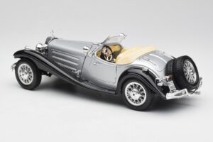Mercedes 500K Roadster Sølv Bburago 1:18 3020-M1 Metal — billede 7 af 8