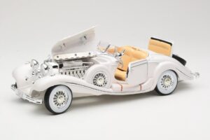 Mercedes 500K Special Roadster Hvid Premiere Edition Maisto 1:18 536055 Metal — billede 2 af 8