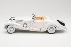 Mercedes 500K Special Roadster Hvid Premiere Edition Maisto 1:18 536055 Metal — billede 4 af 8
