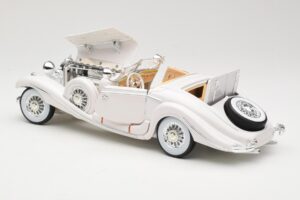 Mercedes 500K Special Roadster Hvid Premiere Edition Maisto 1:18 536055 Metal — billede 5 af 8