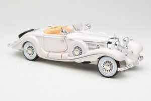 Mercedes 500K Special Roadster Hvid Premiere Edition Maisto 1:18 536055 Metal — billede 6 af 8
