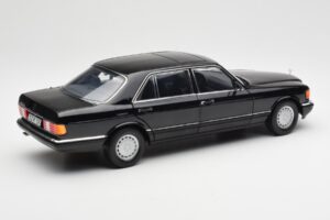 Mercedes 560 SEL W126 Sort Forhandlerudgave Norev 1:18 B66040599 Metal — billede 3 af 8