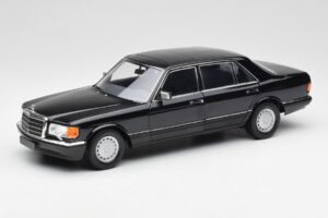 Mercedes 560 SEL W126 Sort Forhandlerudgave Norev 1:18 B66040599 Metal