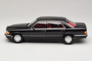Mercedes 560 SEL W126 Sort Med Rød Interiør Norev 1:18 183788 Metal — billede 3 af 8