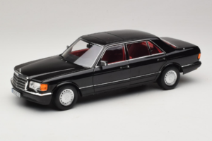 Mercedes 560 SEL W126 Sort Med Rød Interiør Norev 1:18 183788 Metal