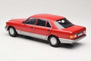Mercedes 560 SEL W126 Rød Norev 1:18 183463 Metal — billede 7 af 8