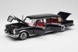 Mercedes 600 Pullman W100 Sort NZG 1:18 1071/50 Metal — billede 2 af 8