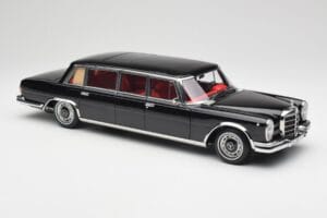Mercedes 600 Pullman W100 Sort NZG 1:18 1071/50 Metal — billede 6 af 8