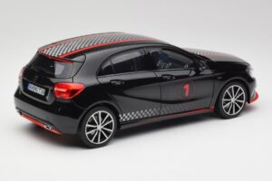 Mercedes A-Class W176 AMG Sort Norev 1:18 183596 Metal — billede 3 af 8