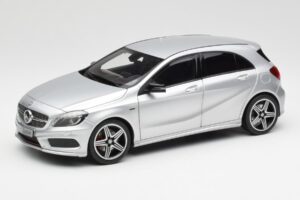 Mercedes A-Class W176 Polar Sølv Norev 1:18 B66960139 Metal
