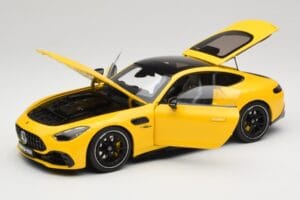 Mercedes AMG GT 43 C192 Turbo Sun Yellow NZG 1:18 B66960587 Metal — billede 2 af 8