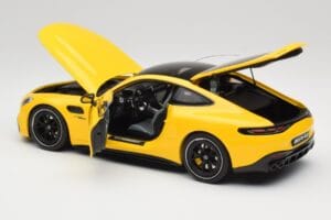 Mercedes AMG GT 43 C192 Turbo Sun Yellow NZG 1:18 B66960587 Metal — billede 5 af 8