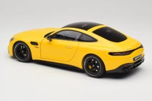 Mercedes AMG GT 43 C192 Turbo Sun Yellow NZG 1:18 B66960587 Metal — billede 7 af 8