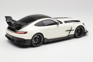 Mercedes AMG GT C190 Black Series Designo Diamond Hvid Metallic Minichamps 1:18 155032022 Metal — billede 2 af 6
