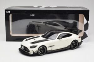 Mercedes AMG GT C190 Black Series Designo Diamond Hvid Metallic Minichamps 1:18 155032022 Metal — billede 6 af 6