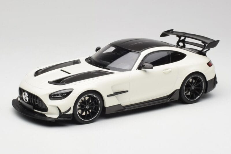Mercedes AMG GT C190 Black Series Designo Diamond Hvid Metallic Minichamps 1:18 155032022 Metal