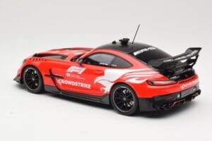 Mercedes AMG GT C190 Black Series Safety Car F1 2022 Minichamps 1:18 155032090 Metal — billede 5 af 6