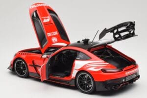 Mercedes AMG GT C190 Black Series Safety Car F1 2024 Minichamps 1:18 110032090 Metal — billede 5 af 8