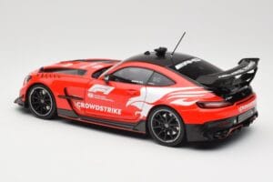 Mercedes AMG GT C190 Black Series Safety Car F1 2024 Minichamps 1:18 110032090 Metal — billede 7 af 8