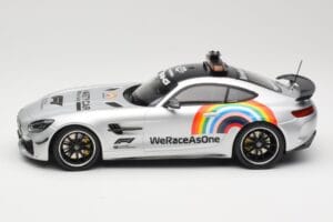Mercedes AMG GT R C190 Safety Car F1 2020 Minichamps 1:18 155036092 Metal — billede 3 af 6