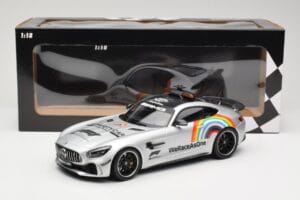 Mercedes AMG GT R C190 Safety Car F1 2020 Minichamps 1:18 155036092 Metal — billede 6 af 6