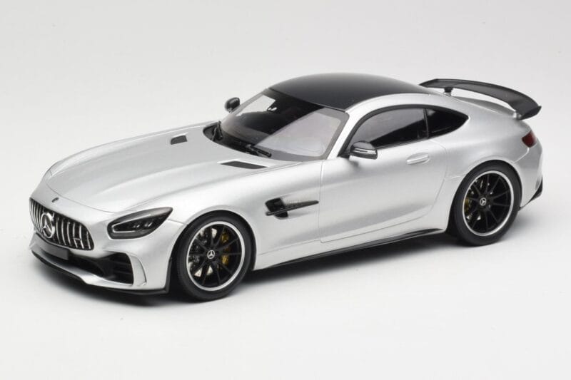 Mercedes AMG GT R C190 Sølv Minichamps 1:18 155036025 Metal