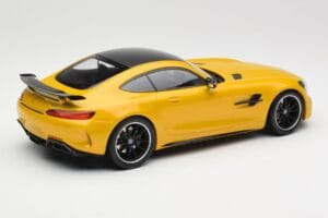Mercedes AMG GT R C190 Gul Minichamps 1:18 155036021 Metal — billede 2 af 6