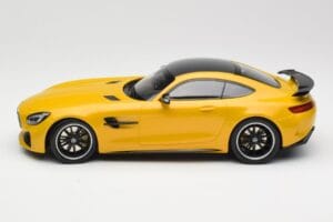 Mercedes AMG GT R C190 Gul Minichamps 1:18 155036021 Metal — billede 3 af 6