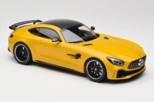 Mercedes AMG GT R C190 Gul Minichamps 1:18 155036021 Metal — billede 4 af 6