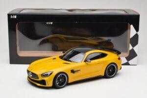 Mercedes AMG GT R C190 Gul Minichamps 1:18 155036021 Metal — billede 6 af 6