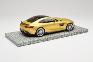 Mercedes Brabus AMG GT S C190 600 Desert Guld Minichamps 1:18 107032522 Metal — billede 2 af 6