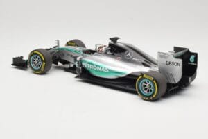 Mercedes AMG Petronas W06 Hybrid #44 L. Hamilton F1 World Champion 2015 Minichamps 1:18 186150044 Metal — billede 5 af 6