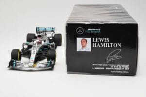 Mercedes AMG Petronas W10 #44 L. Hamilton Winner Chinese GP 2019 Minichamps 1:18 110190344 Metal — billede 6 af 6