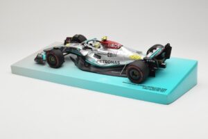 Mercedes AMG Petronas W13 E Performance #44 L. Hamilton 2022 Minichamps 1:18 113220044 Metal — billede 5 af 6