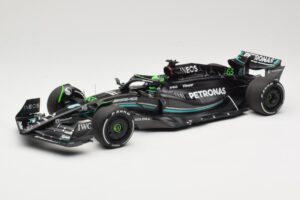 Mercedes AMG Petronas W14 E Performance #63 G. Russell Bahrain GP 2023 Minichamps 1:18 110230163 Metal
