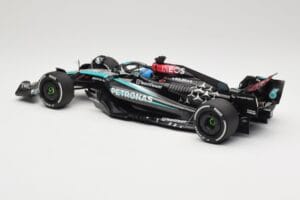 Mercedes AMG Petronas W15 E Performance #63 G. Russell Winner Austrian GP 2024 Minichamps 1:18 110241163 Metal — billede 5 af 6