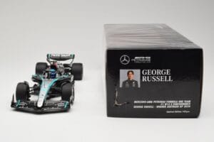 Mercedes AMG Petronas W15 E Performance #63 G. Russell Winner Austrian GP 2024 Minichamps 1:18 110241163 Metal — billede 6 af 6