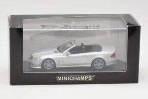 Mercedes AMG SL63 R230 Sølv Minichamps 1:43 B66960018-R Metal — billede 4 af 4