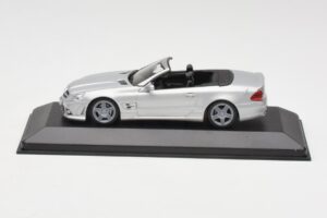 Mercedes AMG SL63 R230 Sølv Minichamps 1:43 B66960018-R Metal