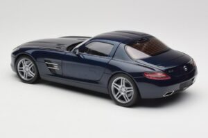 Mercedes SLS AMG C197 Blue Metallic Minichamps 1:18 180039021 Metal — billede 7 af 8